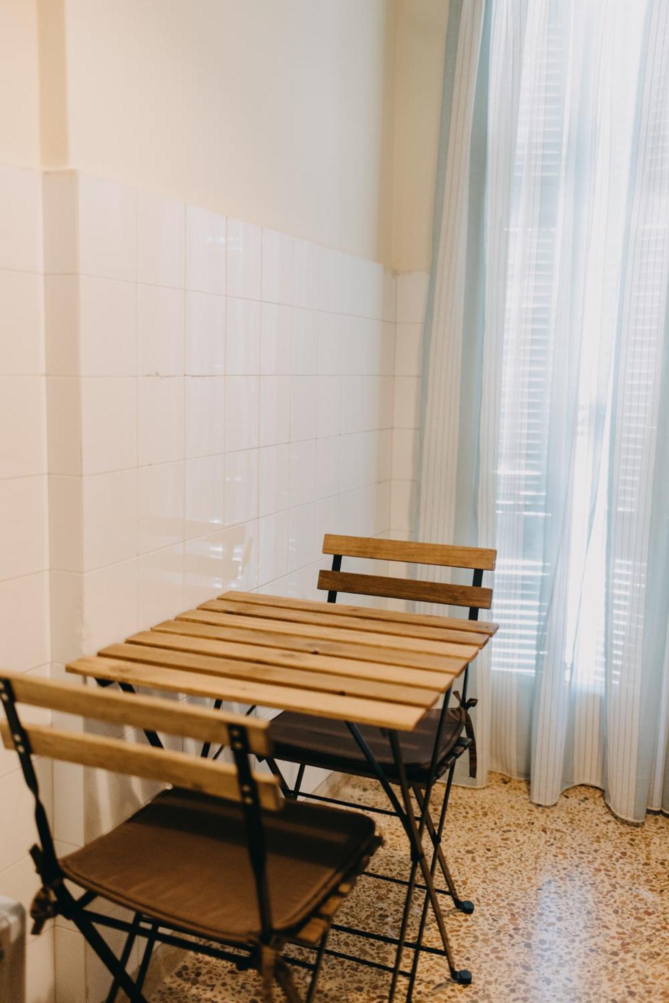 Apartment House, Kapodistriou, Psila Alonia *